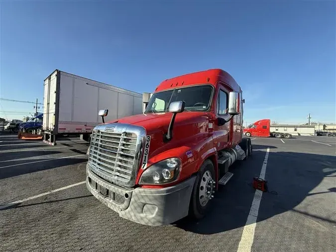 2017 FREIGHTLINER CASCADIA
