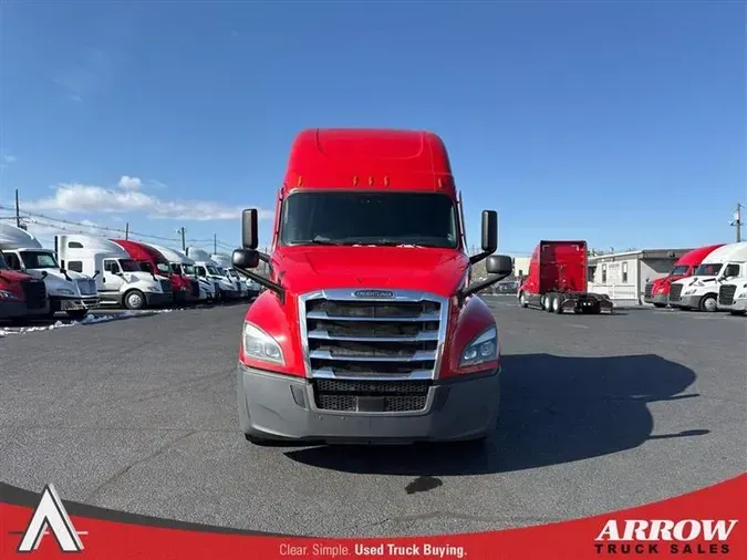 2021 FREIGHTLINER CA126