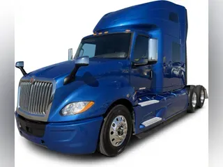 2022 International LT625