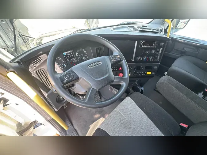 2023 Freightliner Cascadia 1263c15989d92805715a790f476d570d8bb