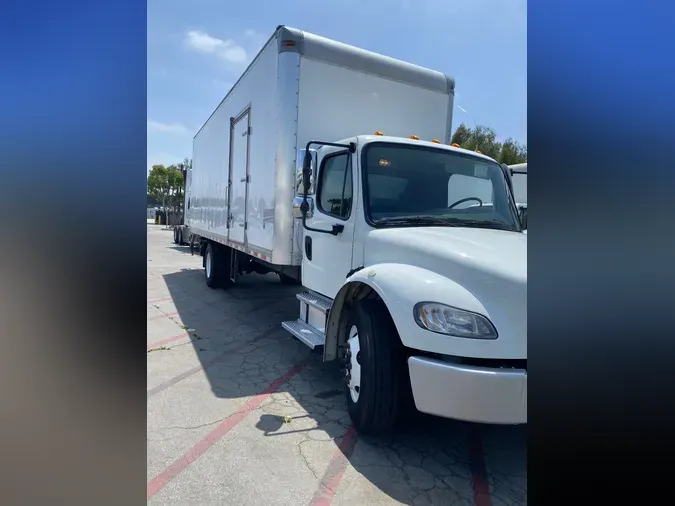 2018 FREIGHTLINER/MERCEDES M2 106