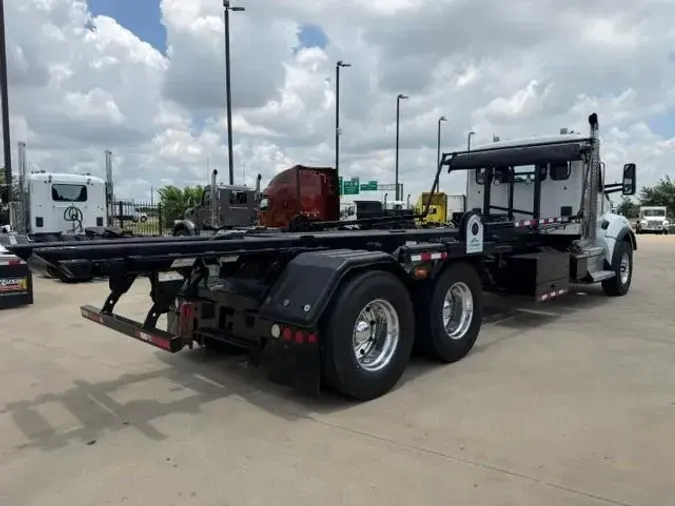 2020 Kenworth T880