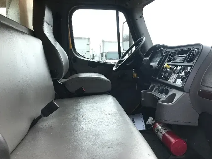 2018 Freightliner M2