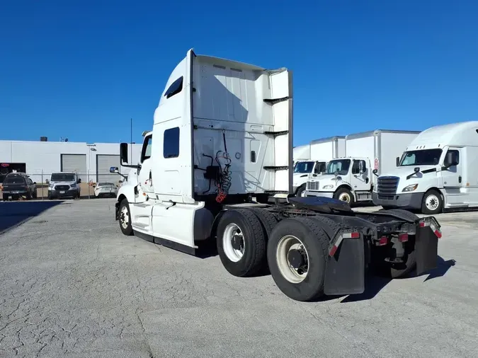 2019 NAVISTAR INTERNATIONAL LT625 SLPR CAB