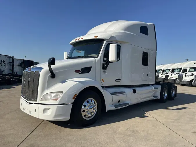 2022 Peterbilt 579