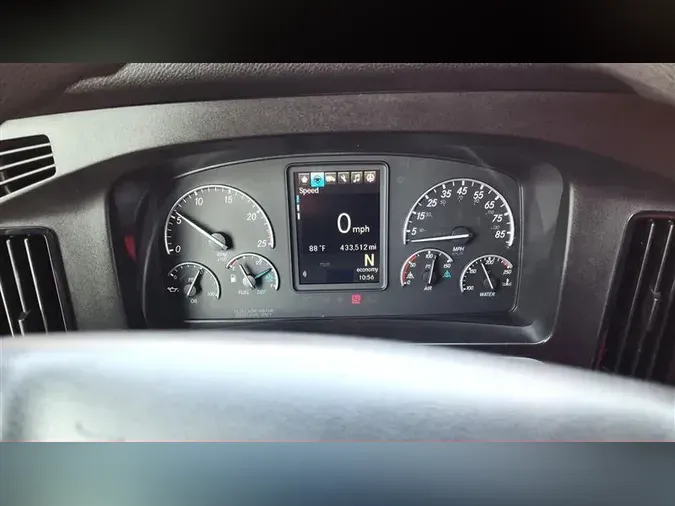 2022 FREIGHTLINER CA126