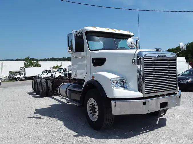 2017 FREIGHTLINER CORONADO 122