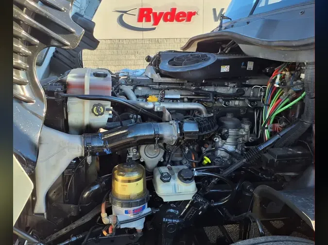 2020 FREIGHTLINER/MERCEDES CASCADIA 125