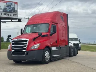 2022 FREIGHTLINER Cascadia 126
