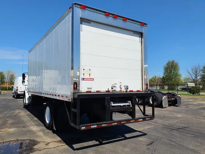 2019 FREIGHTLINER/MERCEDES M2 106