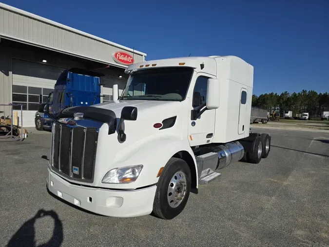 2022 Peterbilt 579