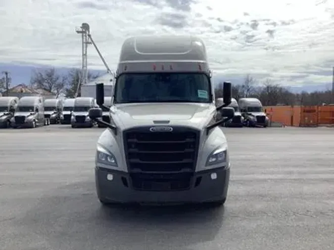 2023 Freightliner Cascadia