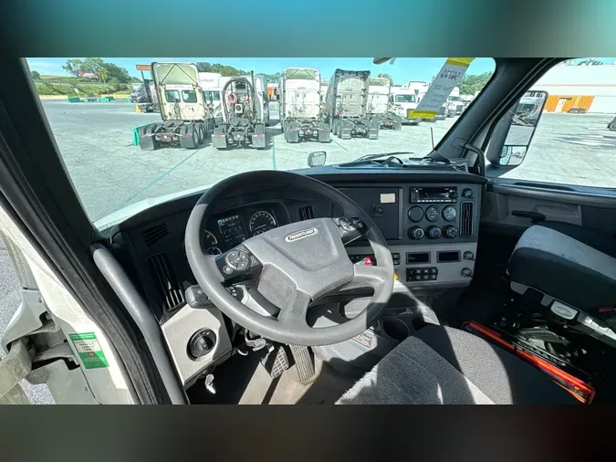 2020 Freightliner Cascadia 1263c338619d2713cbe696445252d5d79df