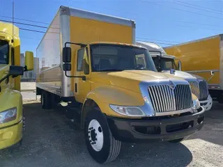 2018 INTERNATIONAL 4300