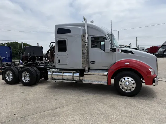 2019 Kenworth T880