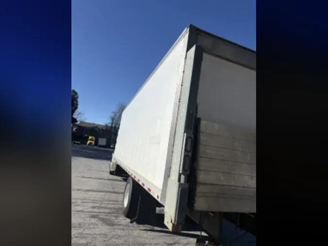 2019 FREIGHTLINER/MERCEDES M2 106