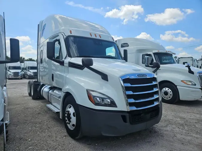 2022 FREIGHTLINER/MERCEDES NEW CASCADIA PX126643c3dac4639d3e209729476a410de6b8b