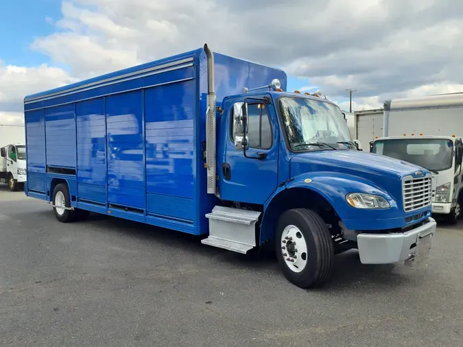 2017 FREIGHTLINER/MERCEDES M2 106