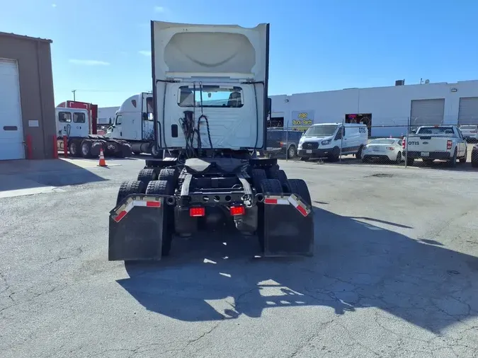 2020 NAVISTAR INTERNATIONAL RH613 DAYCAB T/A