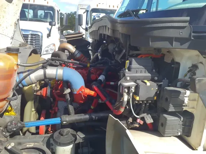 2018 NAVISTAR INTERNATIONAL 4300