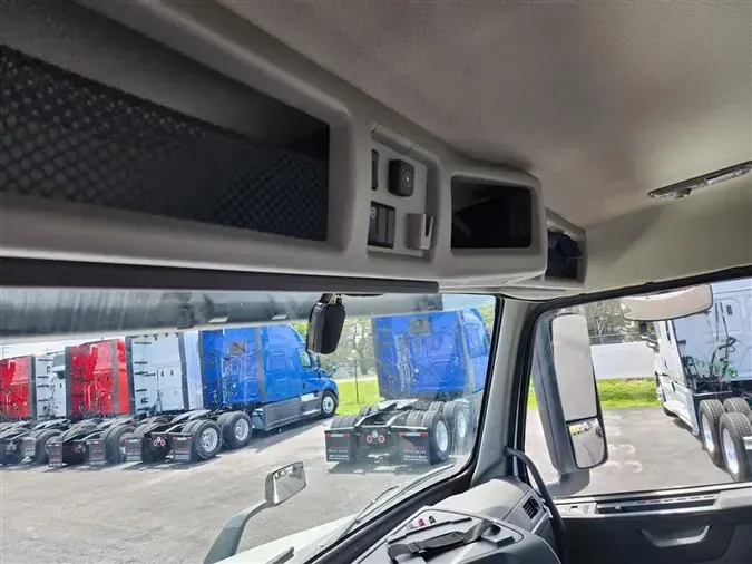 2023 VOLVO VNR64T3003c4d08f7a187f031b8fd5d854540c04d