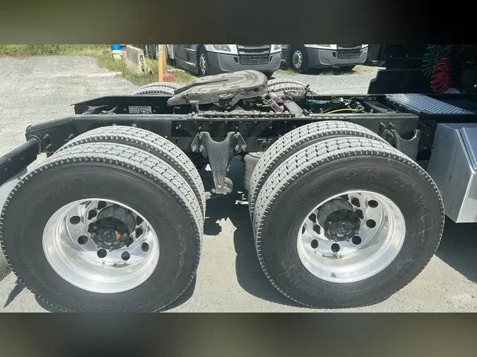 2022 International LT625
