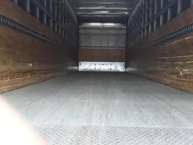 2016 FREIGHTLINER/MERCEDES M2 106