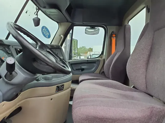 2018 FREIGHTLINER/MERCEDES CASCADIA 1253c52c0a5d02957b141bc106f48176818