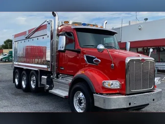 2025 Peterbilt 567