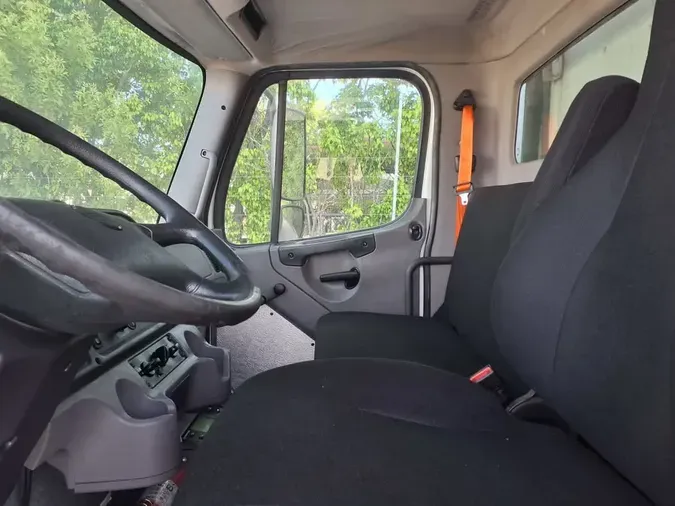 2019 FREIGHTLINER/MERCEDES M2 1063c54a542440137b2fb2b3af6ad1da6cb