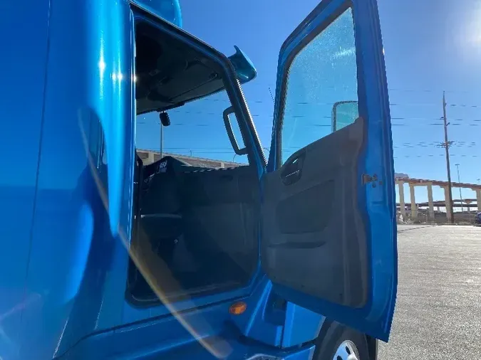 2019 International LT625