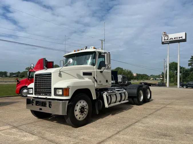 2018 MACK CHU6133c59a458ba81c71a2e25078090d158a2