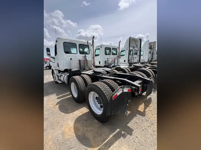 2020 FREIGHTLINER/MERCEDES NEW CASCADIA PX12664