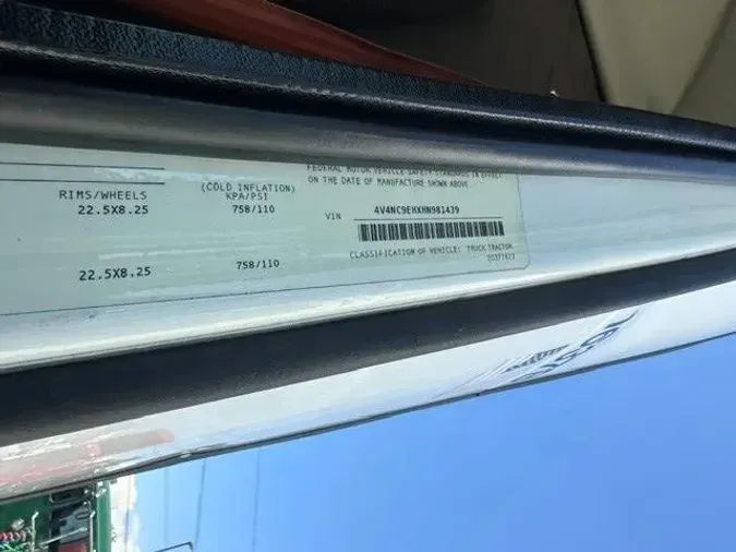 2017 Volvo VNL3003c5a6fc1067b263981a1eb9e2e0fc842