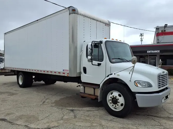 2018 FREIGHTLINER M2 106