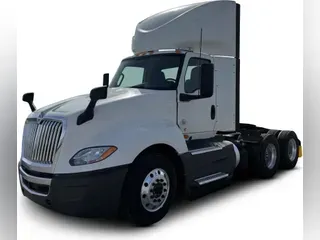 2021 International LT625