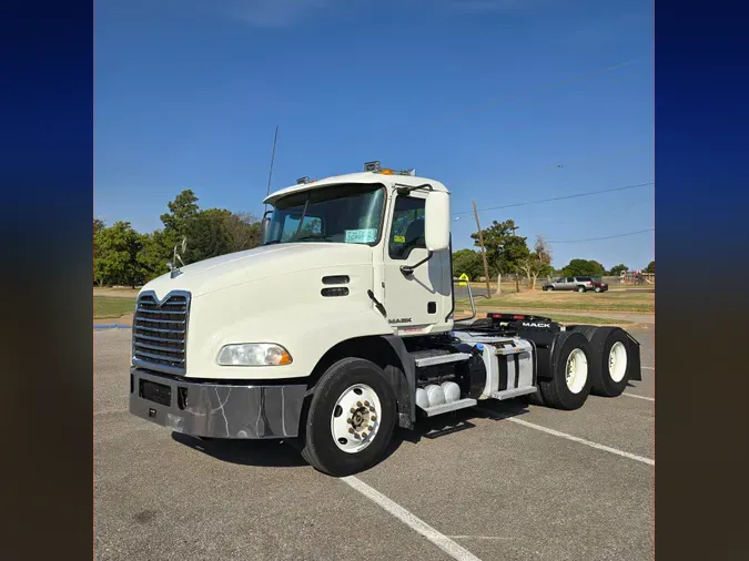 2016 MACK CXU6133c631cf1e7a1061c11c2f630ef78021d