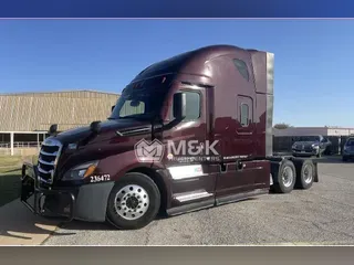 2023 FREIGHTLINER Cascadia 126