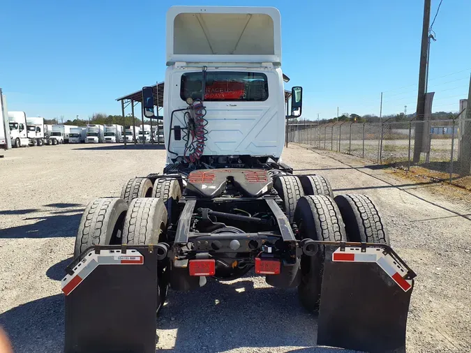 2018 NAVISTAR INTERNATIONAL LT625 DAYCAB T/A