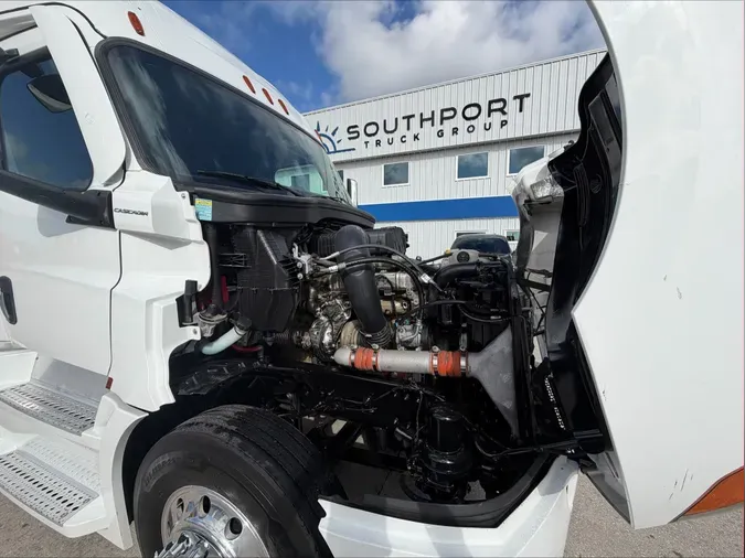 2022 Freightliner PT126SLP