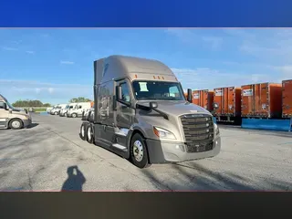 2022 Freightliner Cascadia