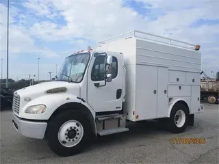 2010 FREIGHTLINER BUSINESS CLASS M2 106