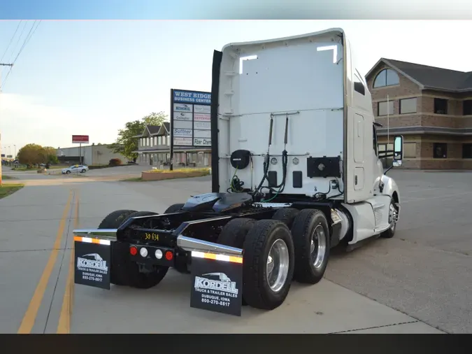 2017 KENWORTH T680