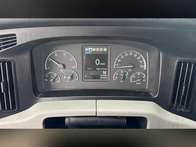 2021 FREIGHTLINER CA126