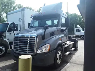 2019 FREIGHTLINER CASCADIA 113