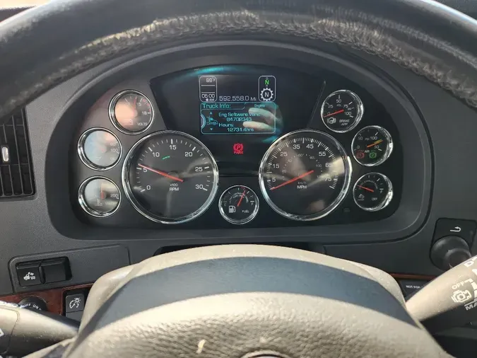2022 KENWORTH T680