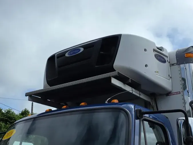 2018 FREIGHTLINER M2 106