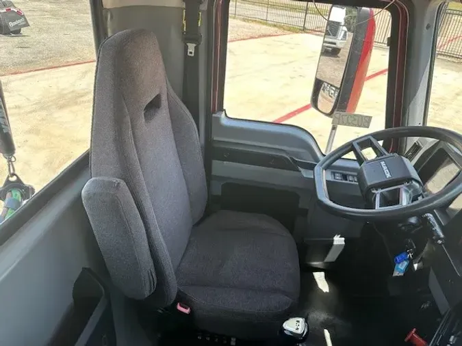 2019 MACK AN64T