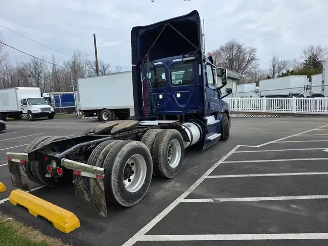2020 FREIGHTLINER/MERCEDES NEW CASCADIA PX12664