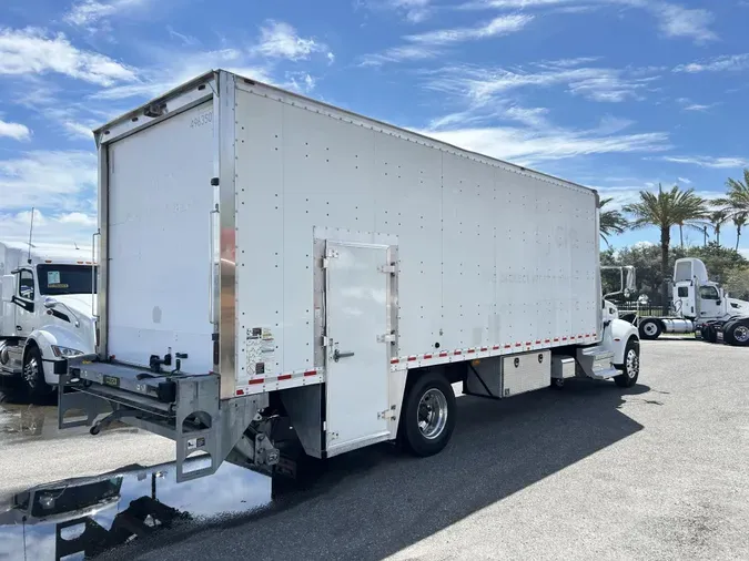 2020 Peterbilt 337